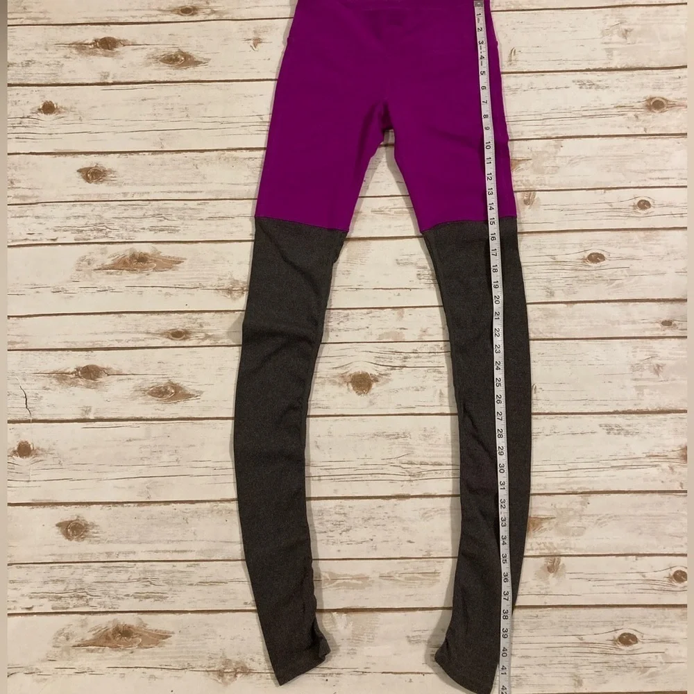 ALO Yoga Goddess Leggings Magenta Gray Ruched Compression M